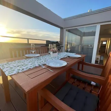 Ueber Den Daechern Der Hansestadt Lübeck