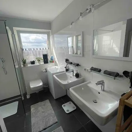 Ueber Den Daechern Der Hansestadt *